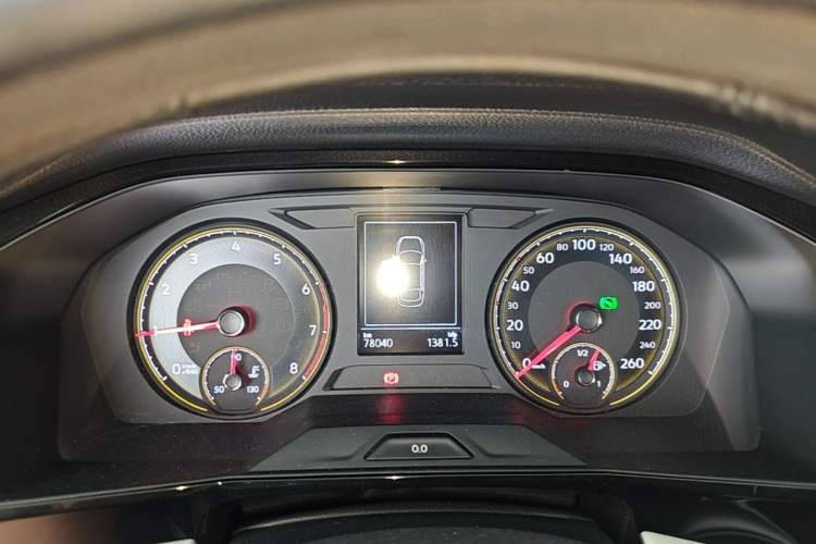 Used Volkswagen Lavida 2018 Hatchback 280TSI DSG Comfort Edition China V Standard Instrument Cluster