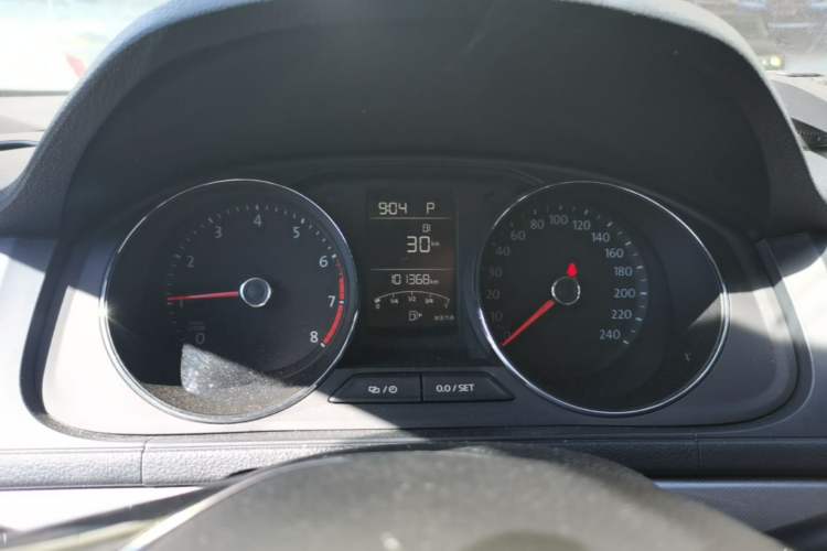 Used Volkswagen Lavida 2018 Classic 1.5L Automatic Comfort Edition China VI Standard Instrument Cluster