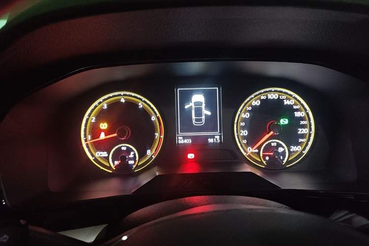 Used Volkswagen Lavida 2018 1.5L Automatic Comfort Edition China V Standard Instrument Cluster