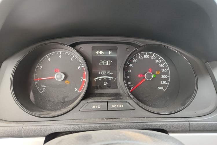Used Volkswagen Lavida 2018 Classic 1.5L Automatic Fashion Edition China VI Standard Instrument Cluster