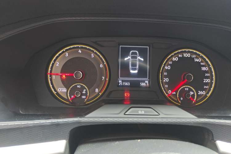 Used Volkswagen Lavida 2018 1.5L Automatic Fashion Edition China V Standard Instrument Cluster