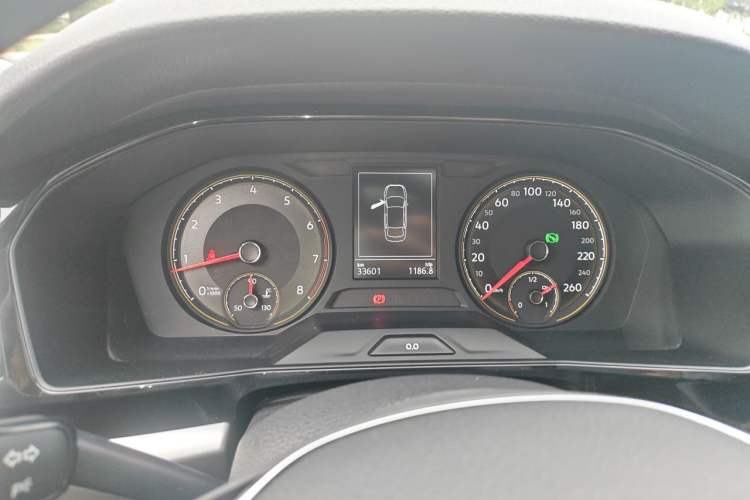 Used Volkswagen Lavida 2018 1.5L Automatic Comfort Edition China V Standard Instrument Cluster