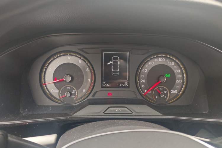 Used Volkswagen Lavida 2018 1.5L Automatic Comfort Edition China V Standard Instrument Cluster