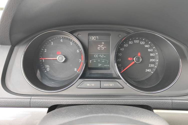 Used Volkswagen Lavida 2018 Classic 1.5L Manual Comfort Edition China VI Standard Instrument Cluster