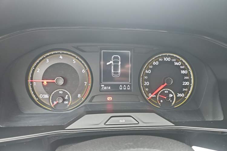 Used Volkswagen Lavida 2018 1.5L Automatic Comfort Edition China V Standard Instrument Cluster