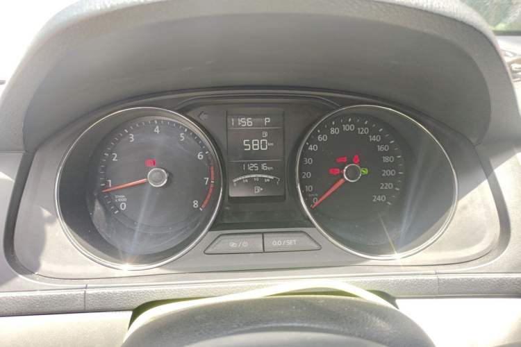 Used Volkswagen Lavida 2018 Classic 1.5L Automatic Comfort Edition China VI Standard Instrument Cluster