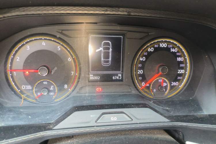 Used Volkswagen Lavida 2018 1.5L Automatic Fashion Edition China V Standard Instrument Cluster