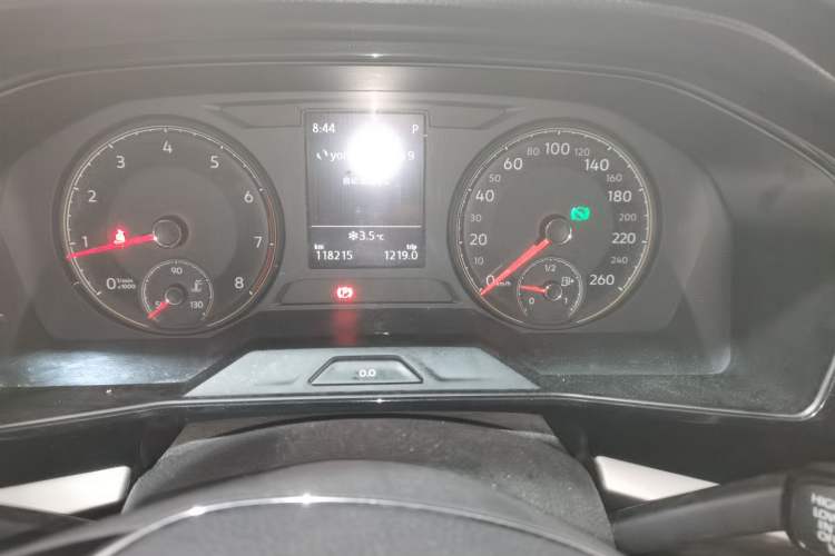 Used Volkswagen Lavida 2018 1.5L Automatic Comfort Edition China V Standard Instrument Cluster