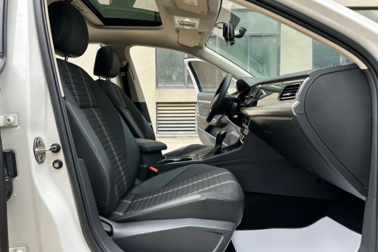 Used Volkswagen Lavida 2018 280TSI DSG Comfort Edition China V Standard Interior 1