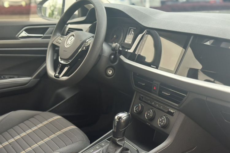 Used Volkswagen Lavida 2018 280TSI DSG Comfort Edition China V Standard Interior 2