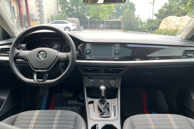 Used Volkswagen Lavida 2018 280TSI DSG Comfort Edition China V Standard Interior 2