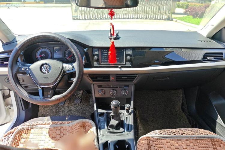 Used Volkswagen Lavida 2018 1.5L Manual Comfort Edition China V Standard Interior 2
