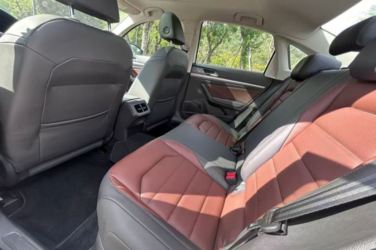 Used Volkswagen Lavida 2018 280TSI DSG Luxury Edition China V Standard Interior 2