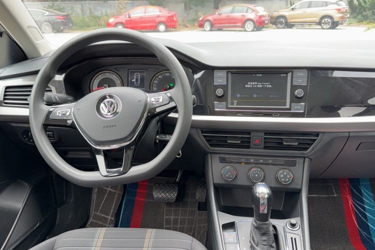 Used Volkswagen Lavida 2018 Hatchback 280TSI DSG Comfort Edition China V Standard Interior 2