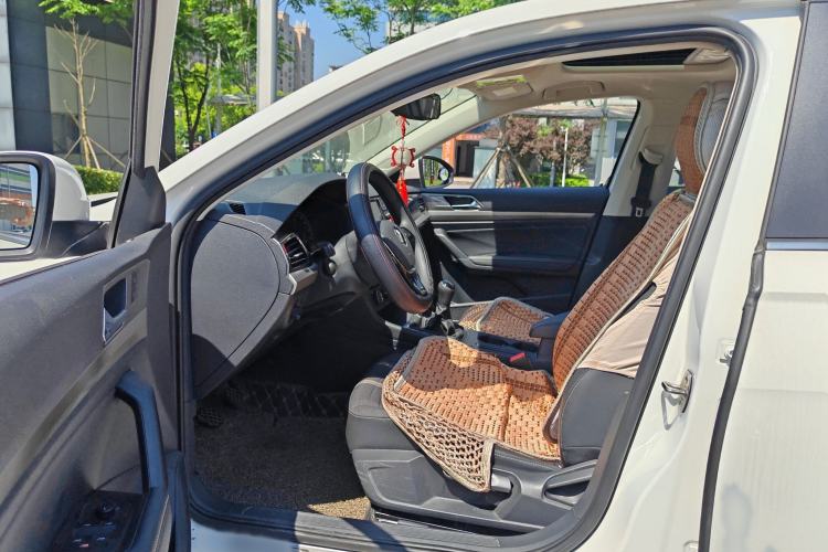 Used Volkswagen Lavida 2018 1.5L Manual Comfort Edition China V Standard Interior 3