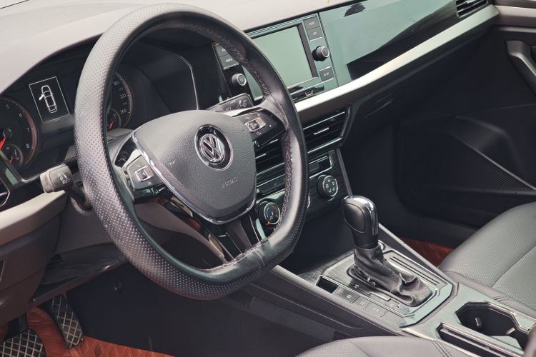 Used Volkswagen Lavida 2018 1.5L Automatic Comfort Edition China V Standard Interior 3