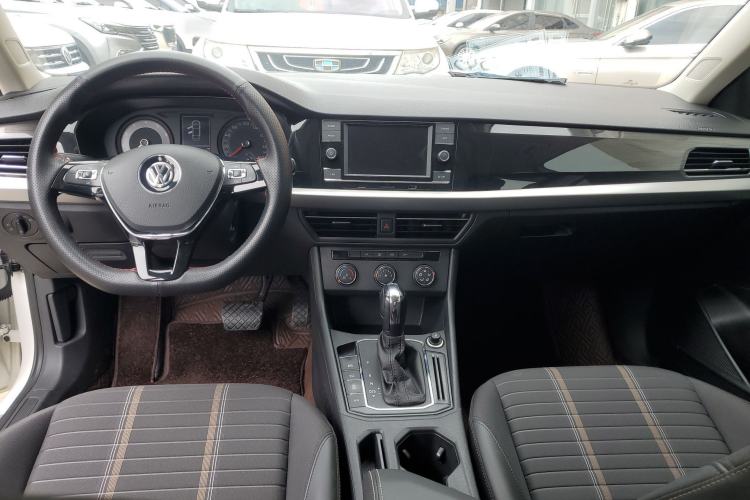 Used Volkswagen Lavida 2018 280TSI DSG Comfort Edition China V Standard Interior 3