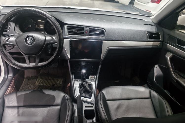 Used Volkswagen Lavida 2018 Classic 1.5L Automatic Fashion Edition China VI Standard Interior 3