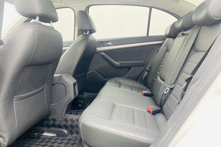 Used Volkswagen Lavida 2018 Classic 1.5L Automatic Comfort Edition China VI Standard Interior 4