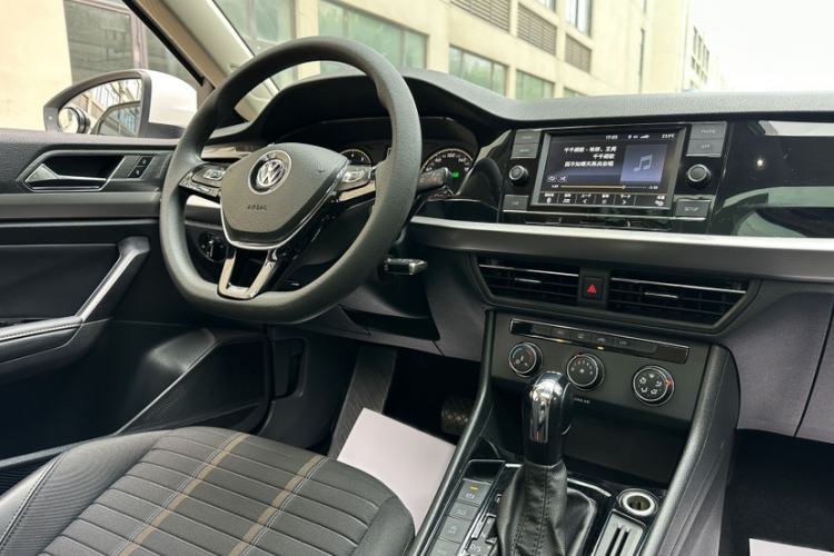 Used Volkswagen Lavida 2018 280TSI DSG Comfort Edition China V Standard Interior 4