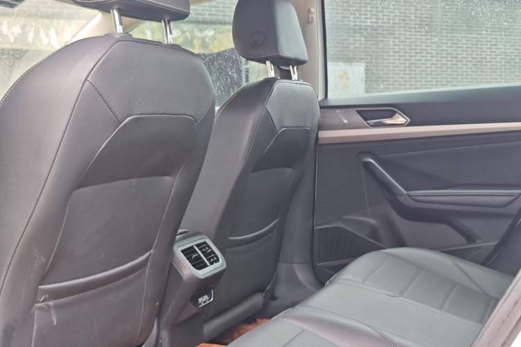 Used Volkswagen Lavida 2018 1.5L Automatic Comfort Edition China V Standard Interior 6