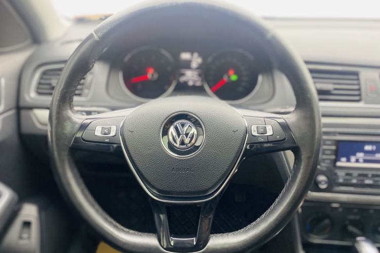 Used Volkswagen Lavida 2018 Classic 1.5L Automatic Comfort Edition China VI Standard Interior 7