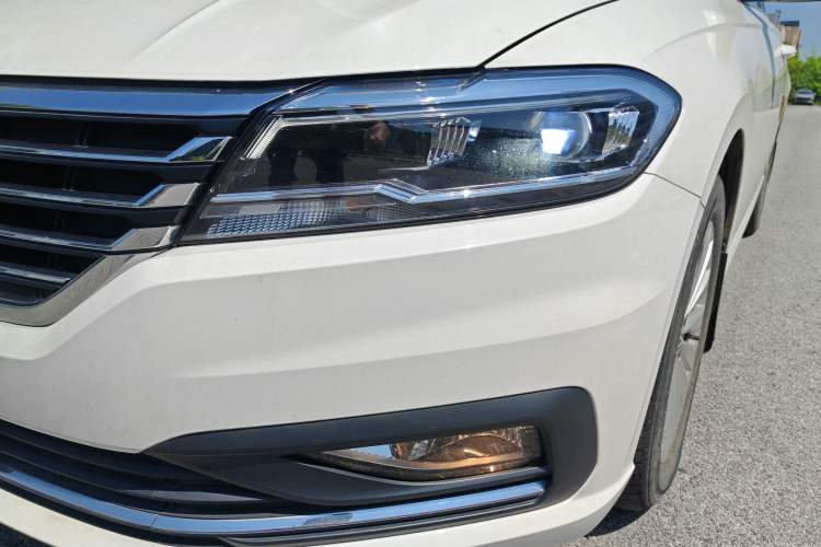Used Volkswagen Lavida 2018 1.5L Manual Comfort Edition China V Standard Left Front Headlight
