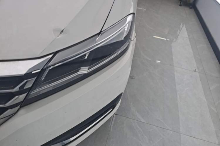 Used Volkswagen Lavida 2018 Hatchback 200TSI DSG Comfort Edition China V Standard Left Front Headlight
