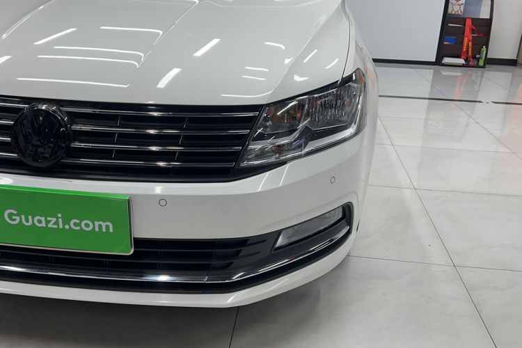 Used Volkswagen Lavida 2018 Classic 1.5L Automatic Comfort Edition China VI Standard Left Front Headlight
