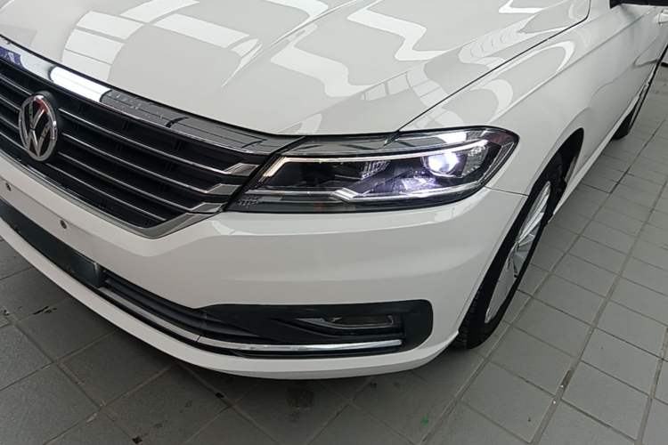 Used Volkswagen Lavida 2018 1.5L Automatic Comfort Edition China V Standard Left Front Headlight