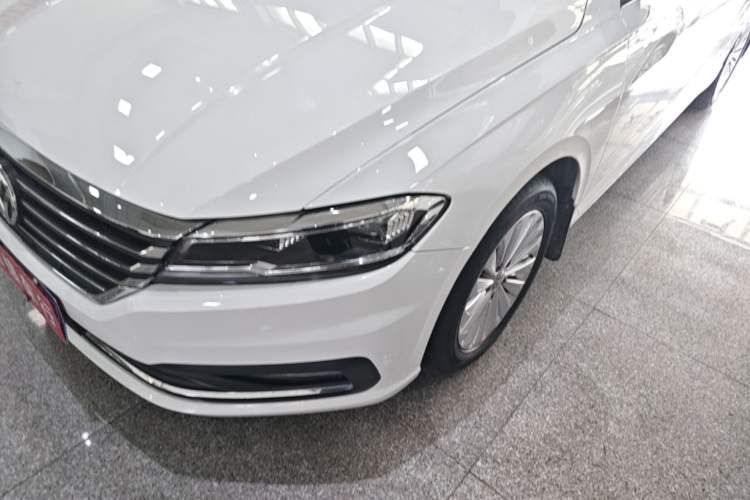 Used Volkswagen Lavida 2018 280TSI DSG Comfort Edition China V Standard Left Front Headlight