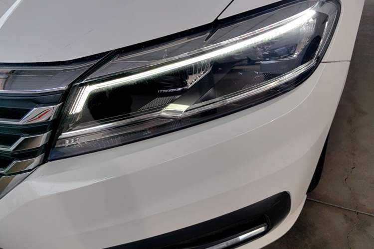 Used Volkswagen Lavida 2018 1.5L Automatic Comfort Edition China V Standard Left Front Headlight