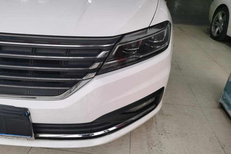 Used Volkswagen Lavida 2018 1.5L Automatic Comfort Edition China V Standard Left Front Headlight