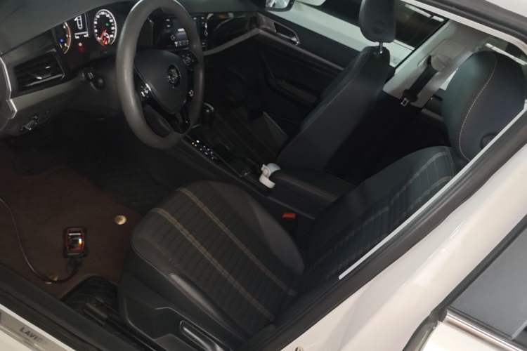 Used Volkswagen Lavida 2018 Hatchback 280TSI DSG Comfort Edition China V Standard Left Front Seat