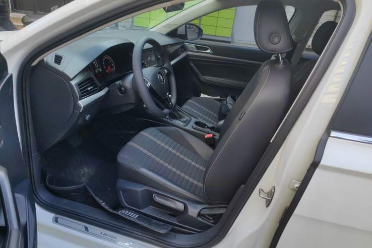 Used Volkswagen Lavida 2018 280TSI DSG Comfort Edition China V Standard Left Front Seat