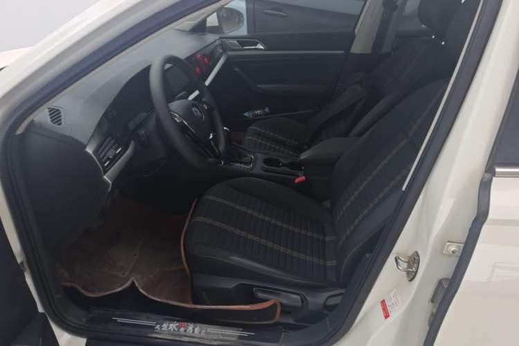 Used Volkswagen Lavida 2018 Hatchback 200TSI DSG Comfort Edition China V Standard Left Front Seat