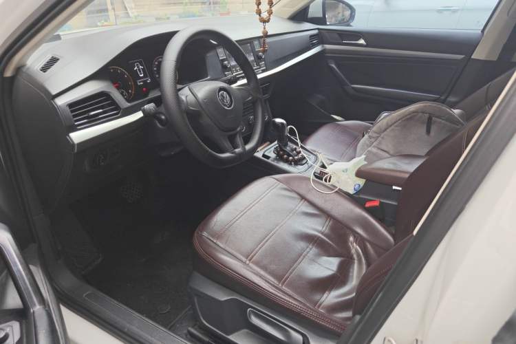 Used Volkswagen Lavida 2018 1.5L Automatic Fashion Edition China V Standard Left Front Seat