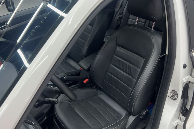 Used Volkswagen Lavida 2018 Classic 1.5L Automatic Comfort Edition China VI Standard Left Front Seat