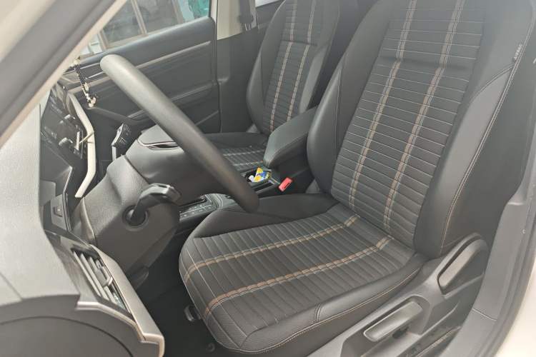 Used Volkswagen Lavida 2018 Hatchback 200TSI DSG Comfort Edition China V Standard Left Front Seat