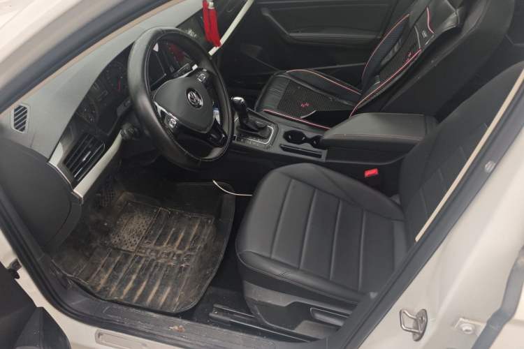 Used Volkswagen Lavida 2018 1.5L Automatic Comfort Edition China V Standard Left Front Seat