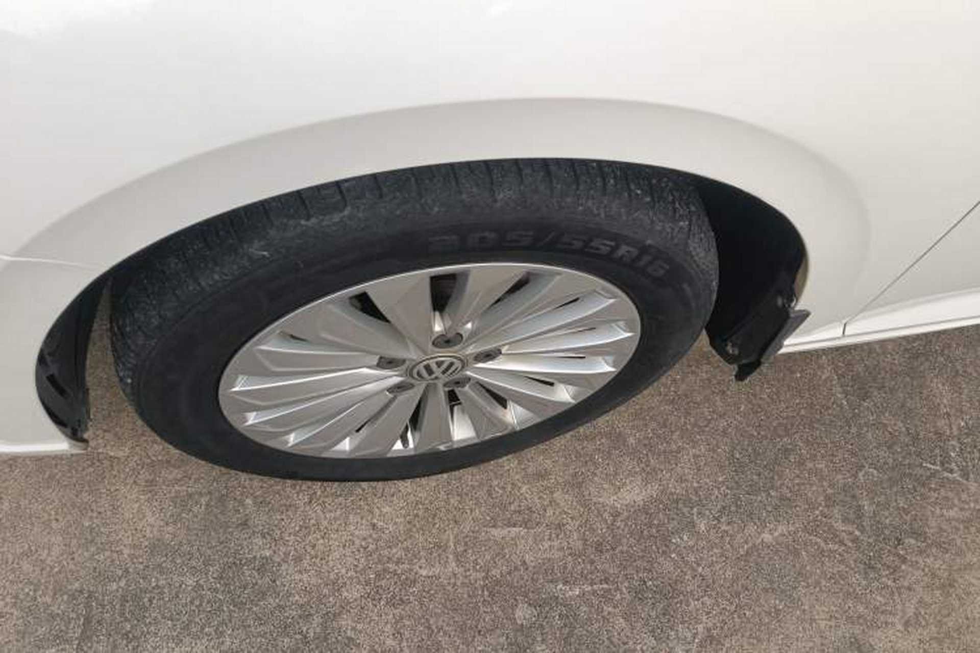 Used Volkswagen Lavida 2018 280TSI DSG Comfort Edition China V Standard Left Front Wheel Hub