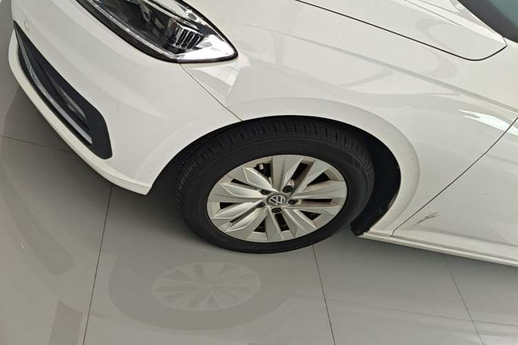 Used Volkswagen Lavida 2018 Hatchback 280TSI DSG Comfort Edition China V Standard Left Front Wheel Hub