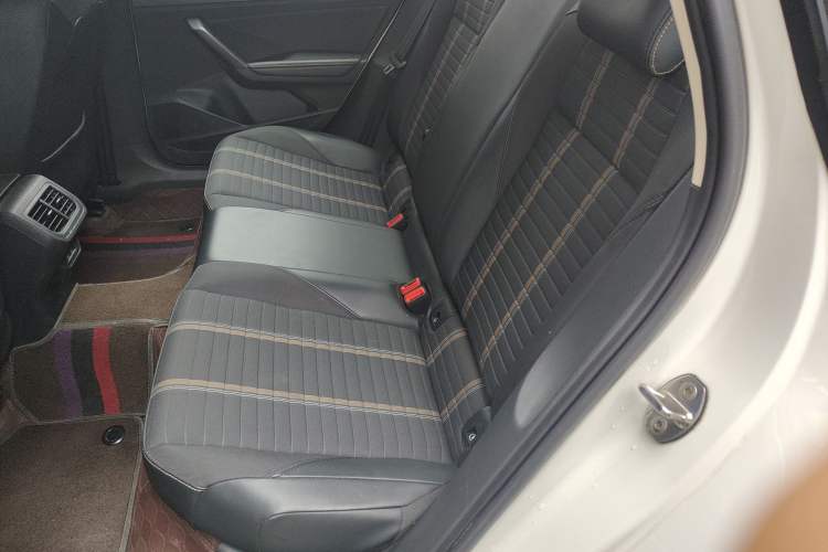 Used Volkswagen Lavida 2018 280TSI DSG Comfort Edition China V Standard Left Rear Seat