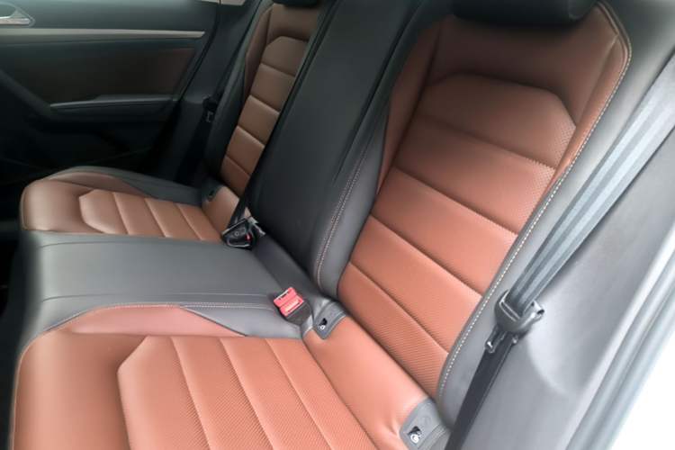 Used Volkswagen Lavida 2018 280TSI DSG Luxury Edition China V Standard Left Rear Seat