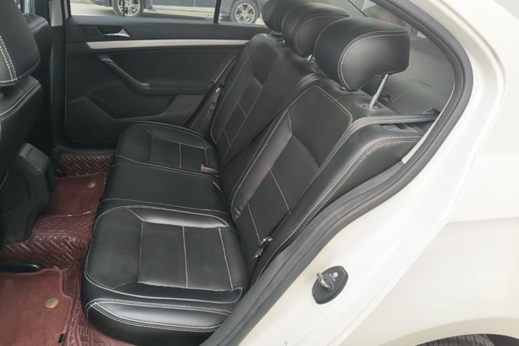 Used Volkswagen Lavida 2018 Classic 1.5L Automatic Fashion Edition China VI Standard Left Rear Seat