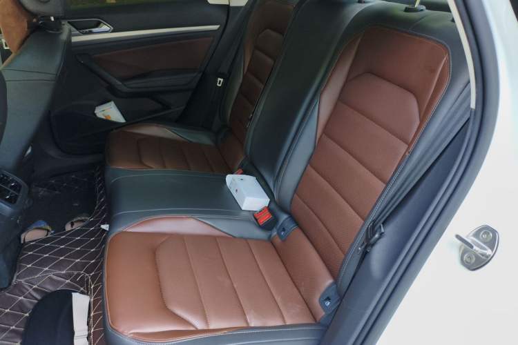 Used Volkswagen Lavida 2018 280TSI DSG Luxury Edition China V Standard Left Rear Seat