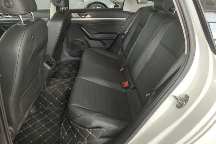 Used Volkswagen Lavida 2018 1.5L Automatic Comfort Edition China V Standard Left Rear Seat