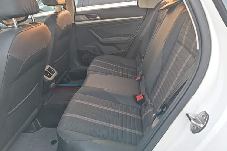 Used Volkswagen Lavida 2018 280TSI DSG Comfort Edition China V Standard Left Rear Seat