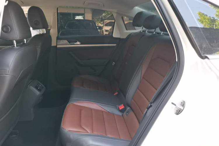 Used Volkswagen Lavida 2018 280TSI DSG Luxury Edition China V Standard Left Rear Seat
