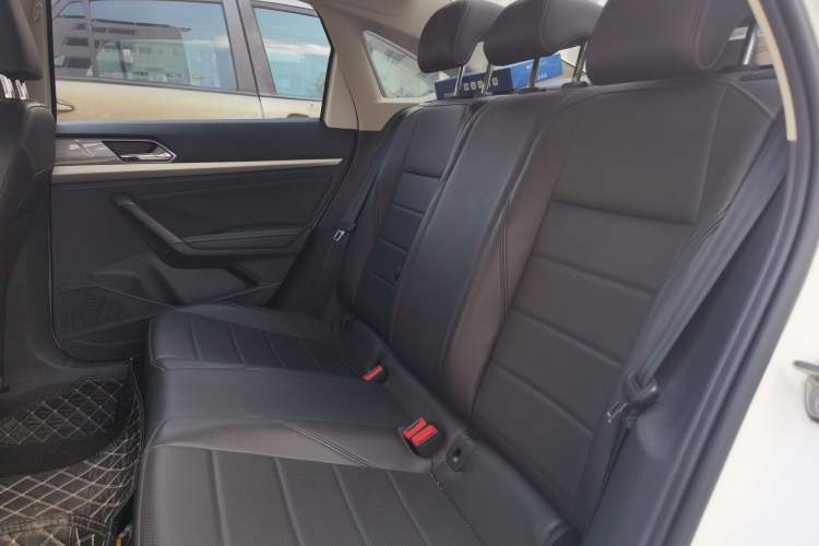 Used Volkswagen Lavida 2018 1.5L Automatic Comfort Edition China V Standard Left Rear Seat